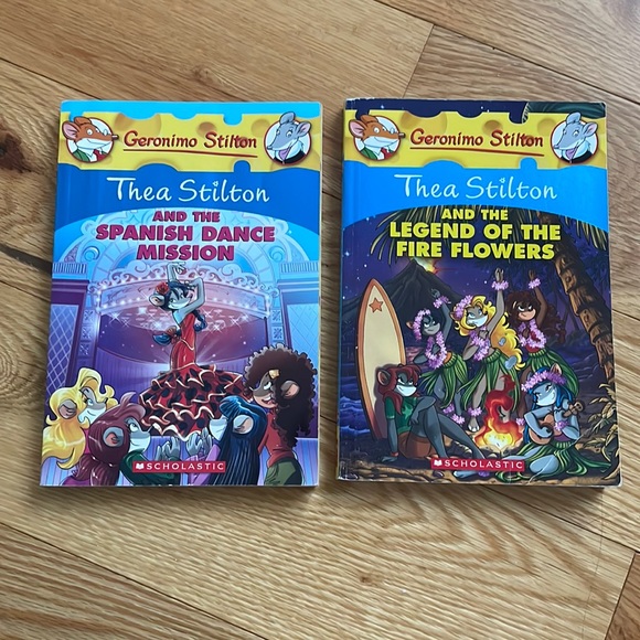 Thea Stilton Books - Picture 1 of 2